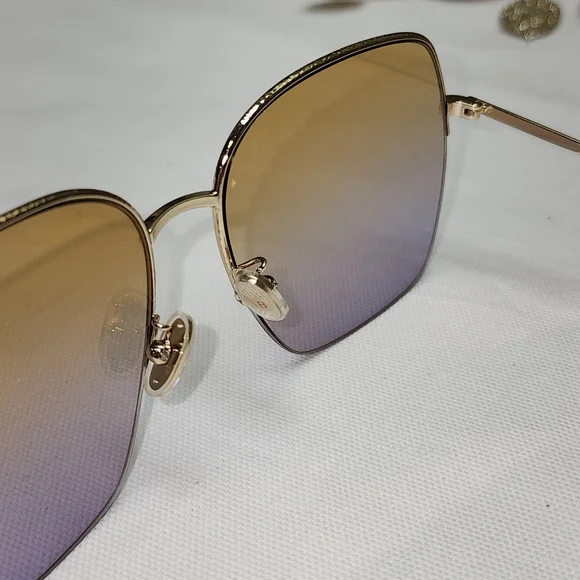NWOT Victoria Beckham VB214SA Sunglasses With Box, Paperwork And Case